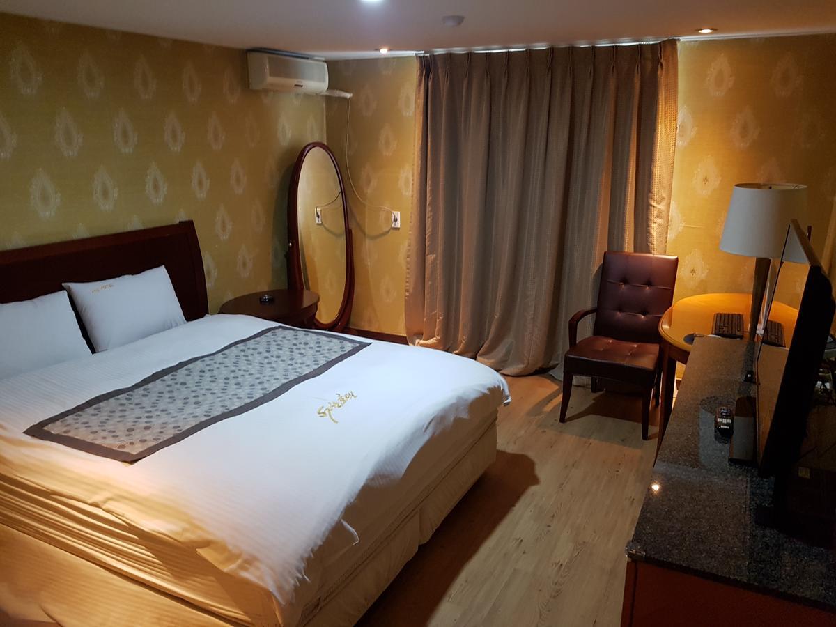 Seosan Hotel Экстерьер фото